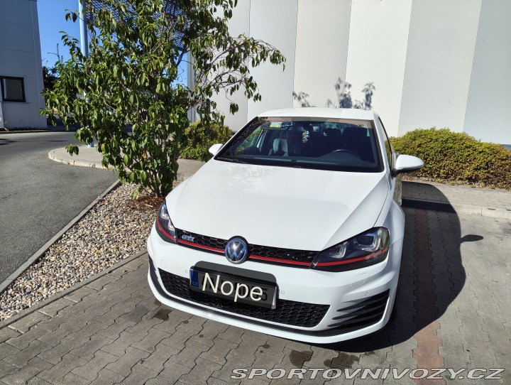 Volkswagen Golf GTI MK7 2014