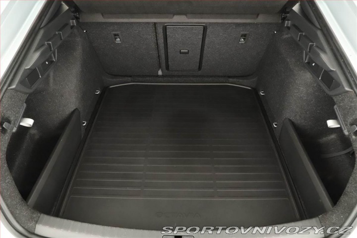 Škoda Octavia RS RS 2.0 TSI, RS, MATRIX, K 2025