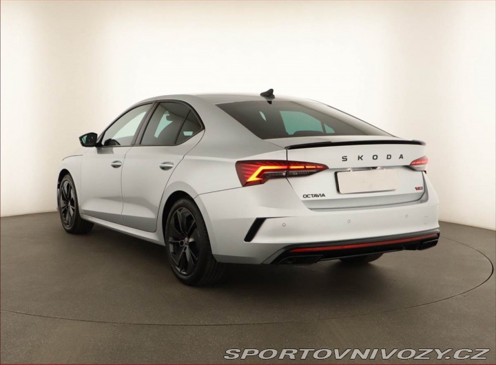 Škoda Octavia RS RS 2.0 TSI, RS, MATRIX, K 2025