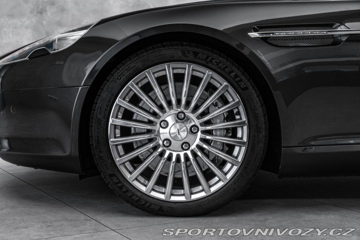 Aston Martin Rapide 2013