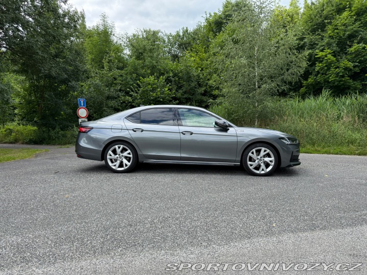 Škoda Superb Sportline 2025