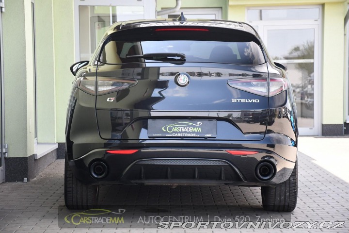 Alfa Romeo Stelvio 2.0T 16V 206kW VELOCE AT8 2024