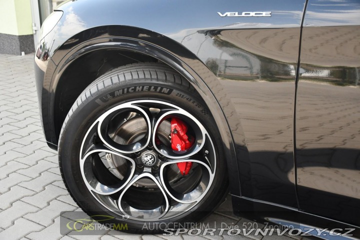 Alfa Romeo Stelvio 2.0T 16V REZERVACE 2024