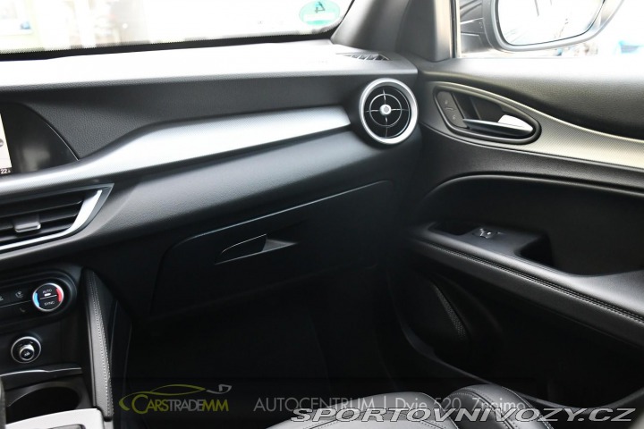 Alfa Romeo Stelvio 2.0T 16V REZERVACE 2024