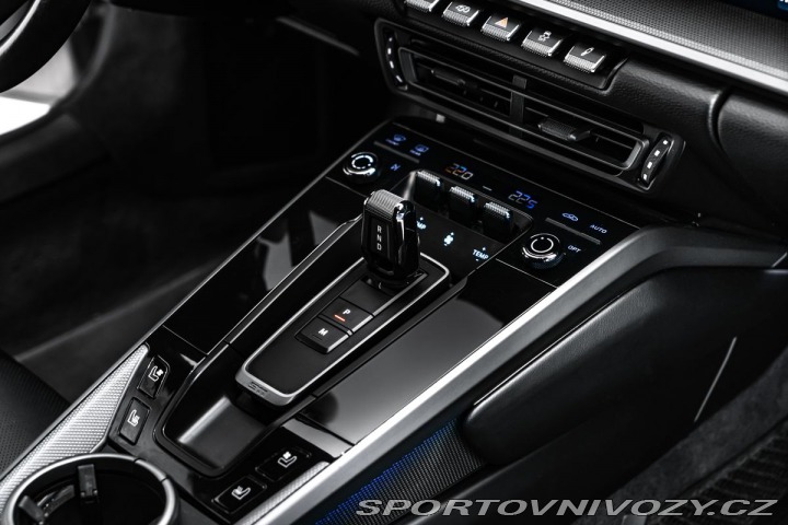 Porsche 911 Carrera 4 Sport Chrono PD 2021