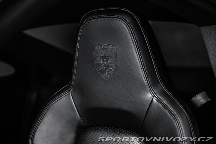 Porsche 911 Carrera 4 Sport Chrono PD 2021