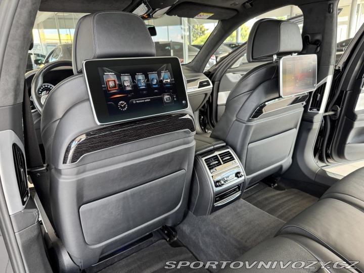 BMW 7 M760 Li xDrive 2017