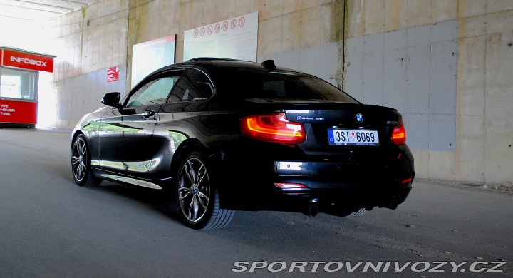 BMW 2 ///M235i, man., RWD 2014