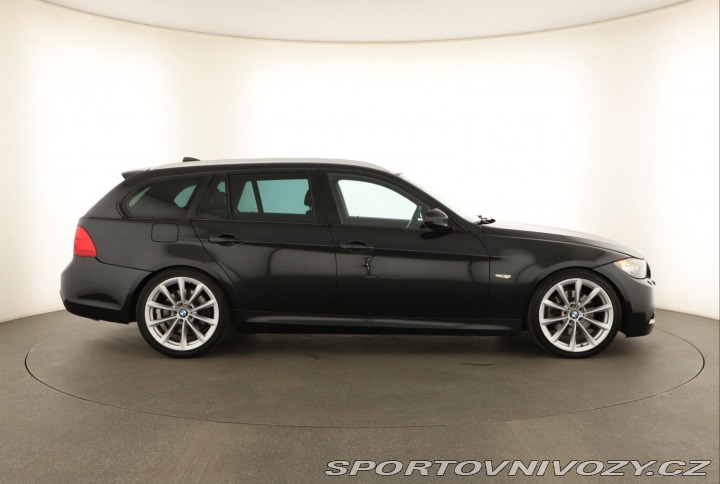 BMW 3 330 d 2010