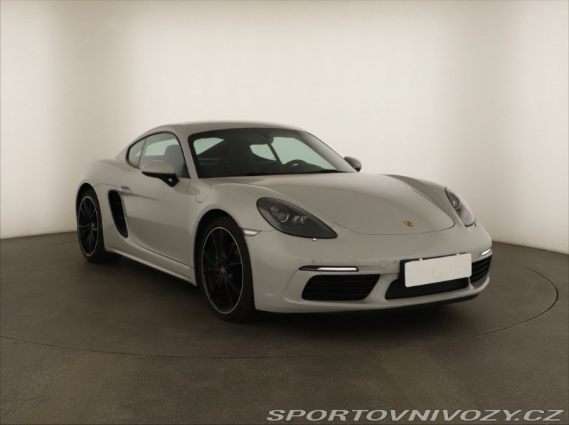 Porsche Cayman 718 2.0