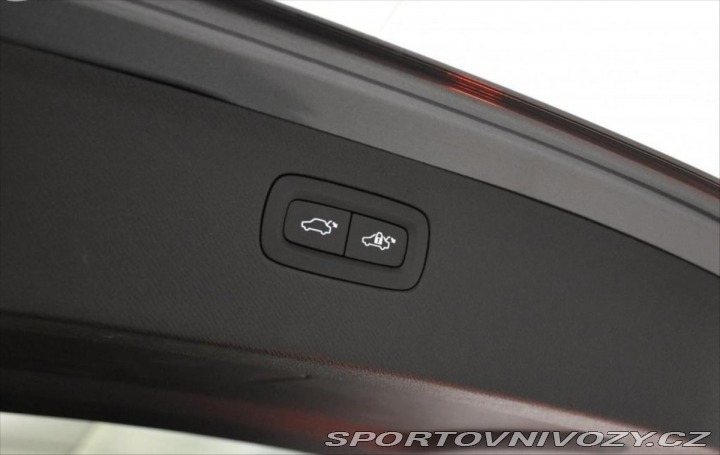 Volvo Ostatní modely XC90 R-Design AWD Vzduch Bower 2019