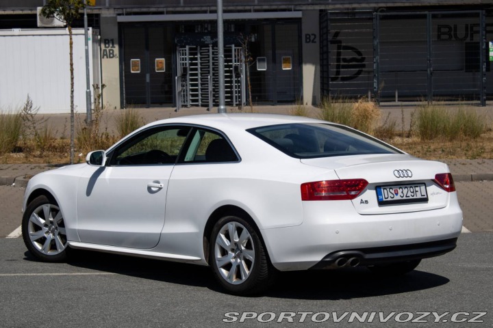 Audi A5 2.0 TDI / 125kW / M6 / Z 2011