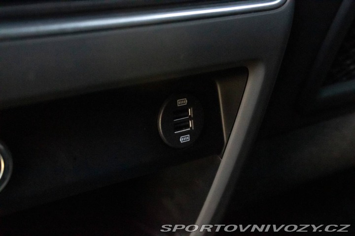 Porsche Cayenne 4x4 / 250kW / A8 / ZÁRUK 2018