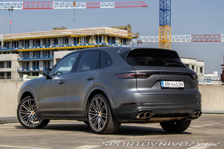 Porsche Cayenne 250kw / TOP STAV / AJ na 2018