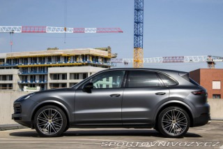 Porsche Cayenne 4x4 / 250kW / A8 / ZÁRUK 2018