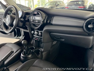 Mini Cooper 1,5T 100kW*VyhřívanáSedad 2016