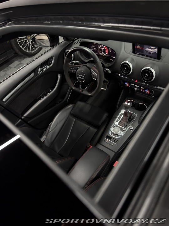 Audi RS3 Quattro 2019