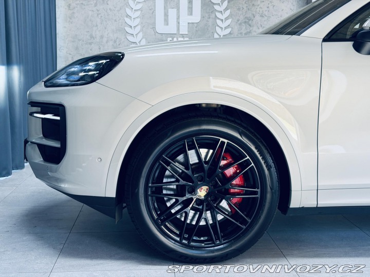 Porsche Cayenne S*V8*SPORTDESIGN*REZERVAC 2023