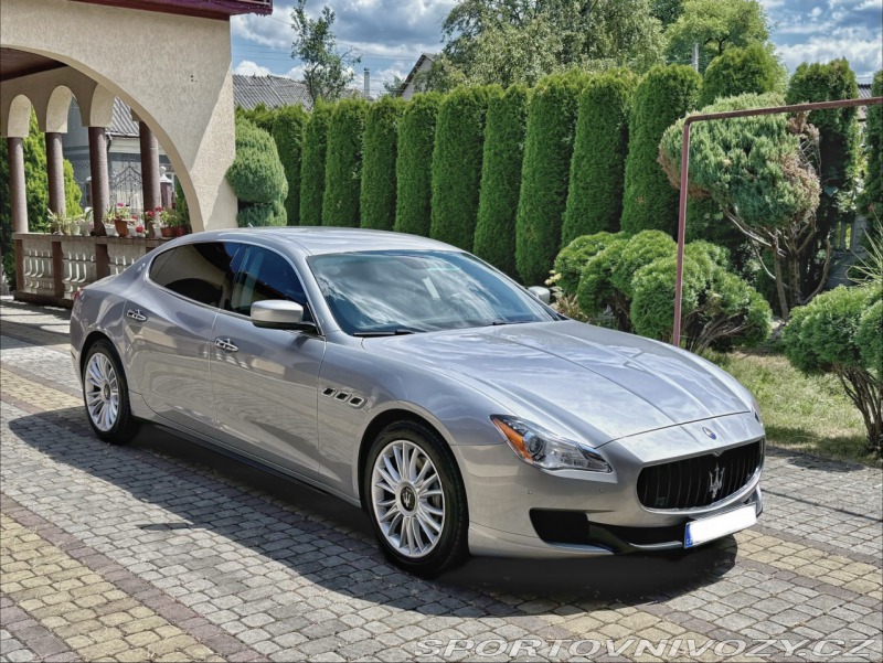 Maserati Quattroporte 