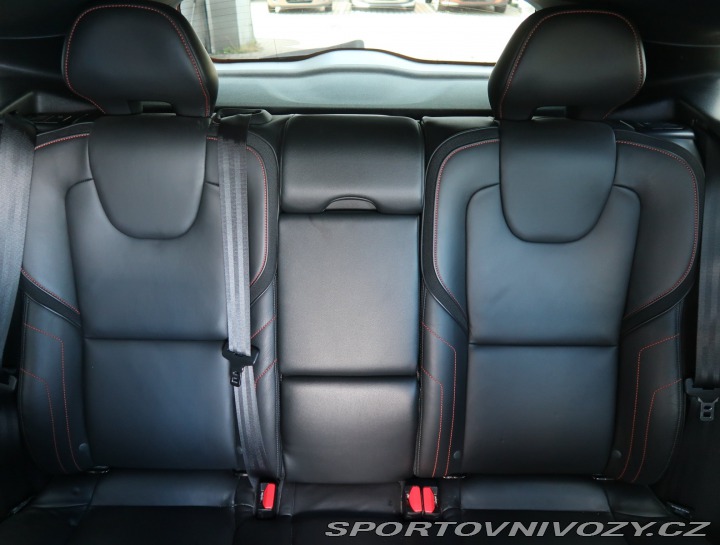 Volvo V40 Cross Country  2.0 T4 AWD 2014