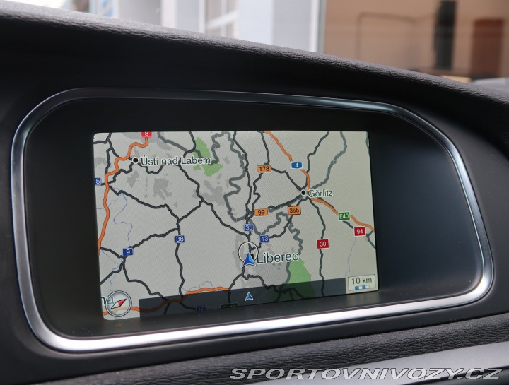 Volvo V40 Cross Country  2.0 T4 AWD 2014