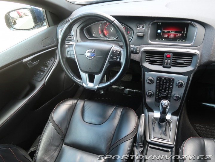 Volvo V40 Cross Country  2.0 T4 AWD 2014