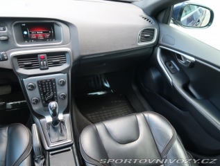 Volvo V40 Cross Country  2.0 T4 AWD 2014