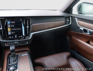 Volvo S90 D5 AWD 2021