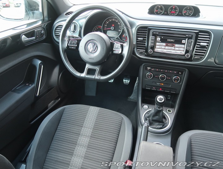 Volkswagen Beetle 1.4 TSI 2012