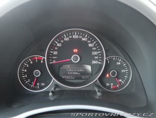 Volkswagen Beetle 1.4 TSI 2012