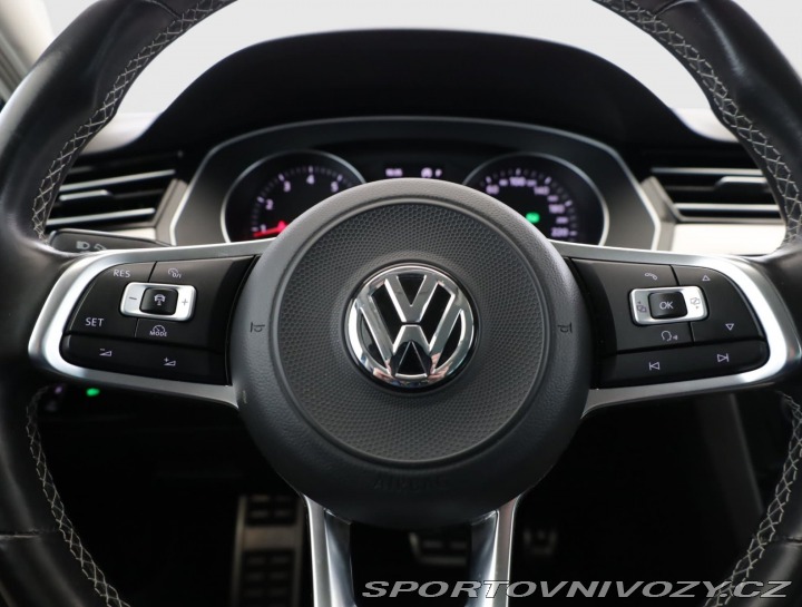 Volkswagen Ostatní modely Passat R-Line 2.0 TSI 2017