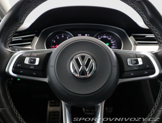 Volkswagen Ostatní modely Passat R-Line 2.0 TSI 2017