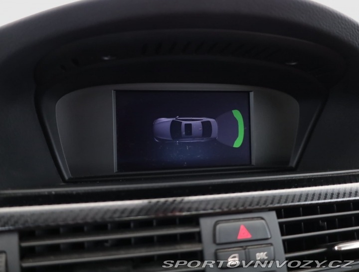 BMW 3 320 i 2010