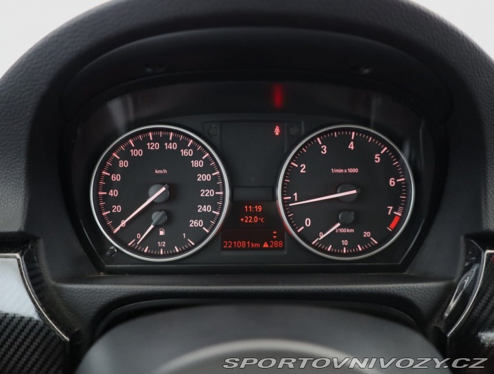 BMW 3 320 i 2010