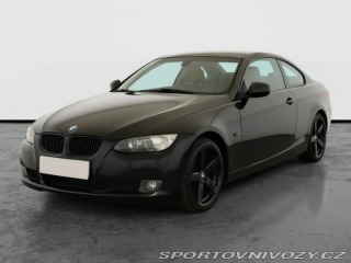 BMW 3 320 i 2010