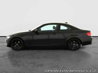 BMW 3 320 i 2010
