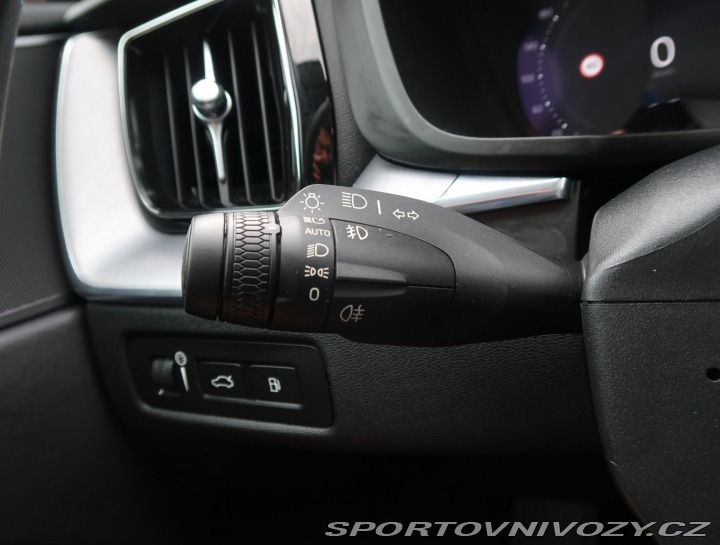 Volvo Ostatní modely XC60  T6 Recharge 2022