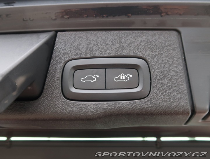 Volvo Ostatní modely XC60  T6 Recharge 2022