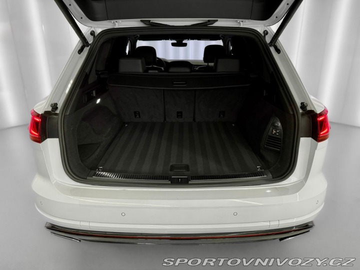 Volkswagen Ostatní modely Touareg 3.0TDI 210KW 4MOTION R-LI 2021