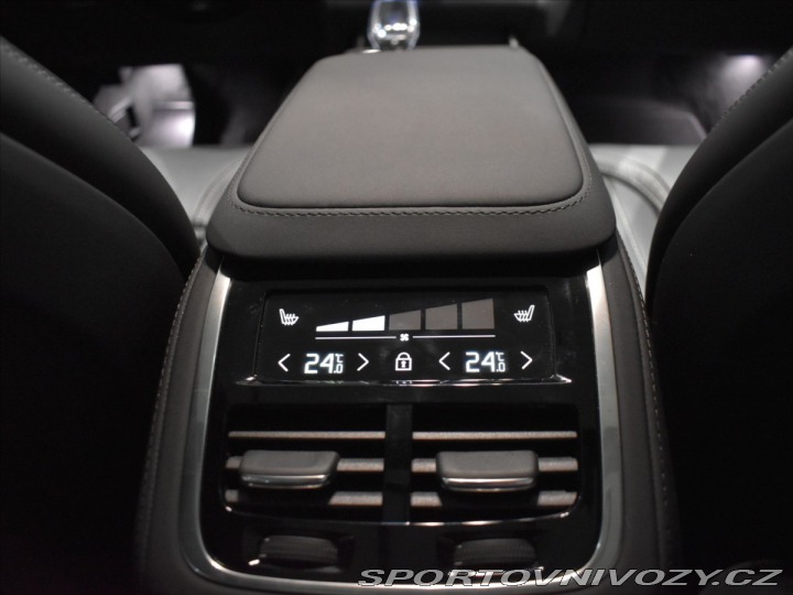 Volvo Ostatní modely XC90 2,0 T8 AWD Ultra B&W, 2026