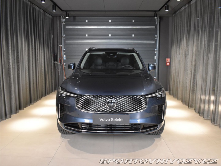 Volvo Ostatní modely XC90 2,0 T8 AWD Ultra B&W, 2026