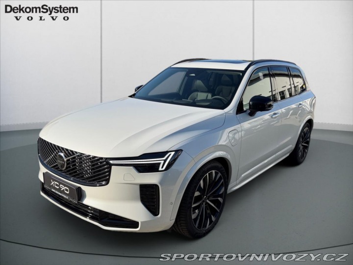 Volvo Ostatní modely XC90 2,0 XC90T8 Ultra Dark   5 2026