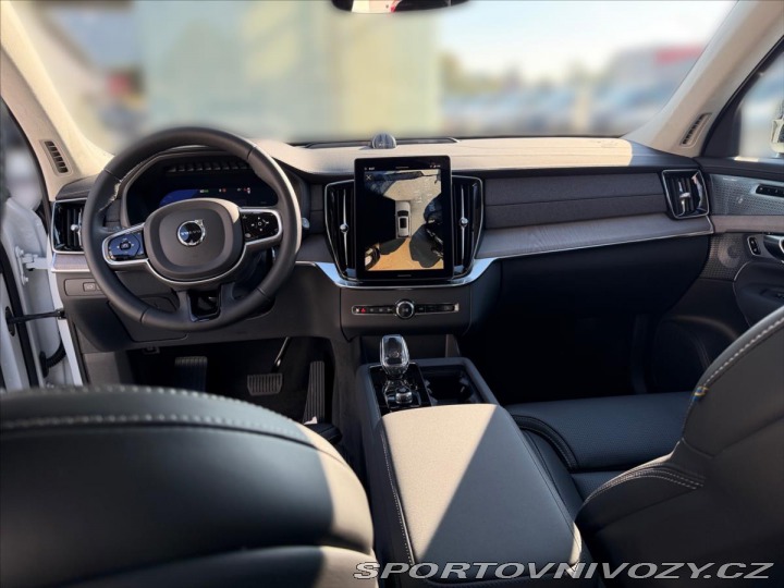 Volvo Ostatní modely XC90 2,0 XC90T8 Ultra Dark   5 2026
