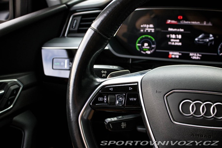 Audi Ostatní modely E-tron 50 QUATTRO Advanced / AJ 2020