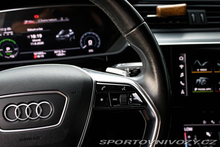 Audi Ostatní modely E-tron 50 QUATTRO Advanced / AJ 2020
