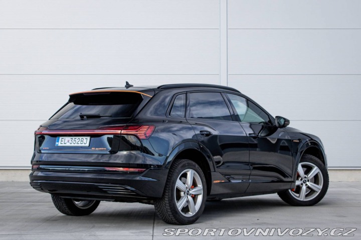 Audi Ostatní modely E-tron 50 QUATTRO Advanced / AJ 2020