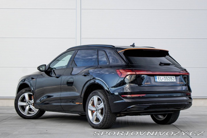 Audi Ostatní modely E-tron 50 QUATTRO Advanced / AJ 2020