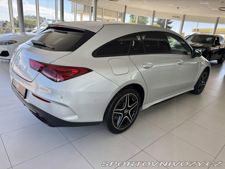 Mercedes-Benz CLA 250e AMG*160kW*REZERVACE! 2022