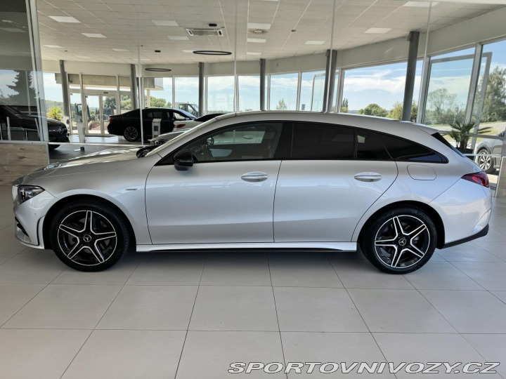 Mercedes-Benz CLA 250e AMG*160kW*REZERVACE! 2022