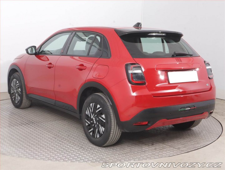 Fiat 600 (RED) 54 kWh, SoH 95% 2023